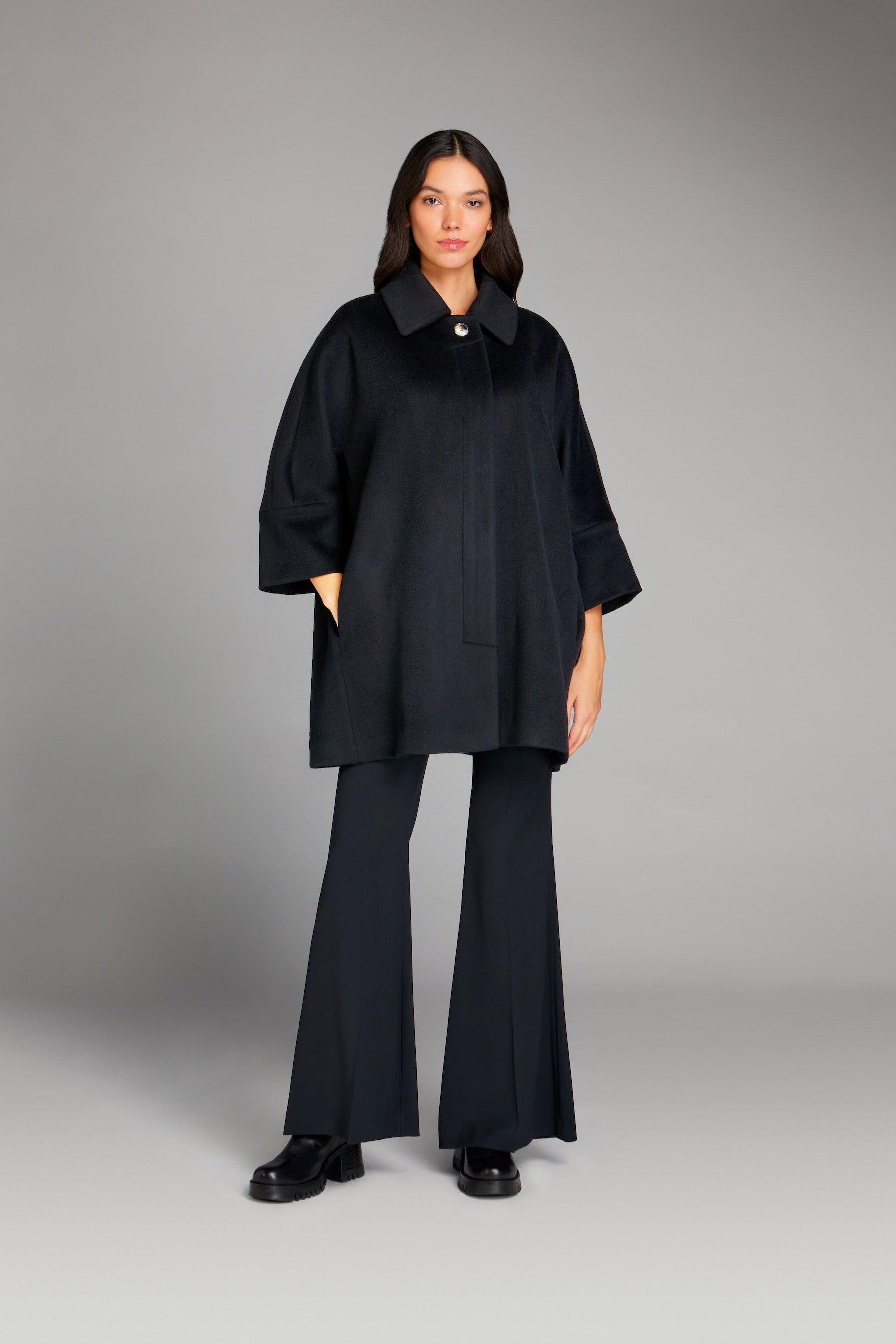 MANTELLA OVER