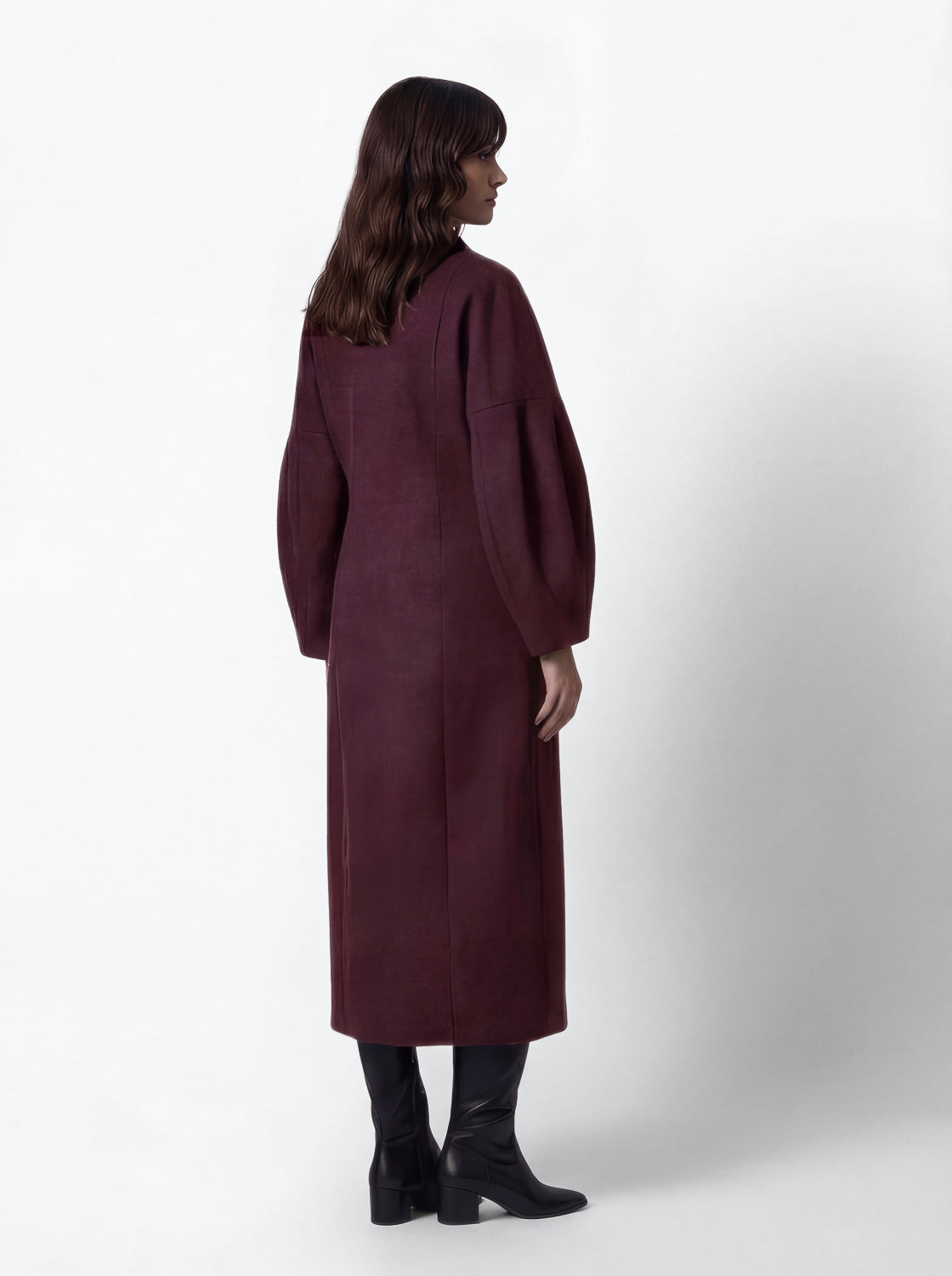 CAPPOTTO LUNGO con LINEA a CLESSIDRA