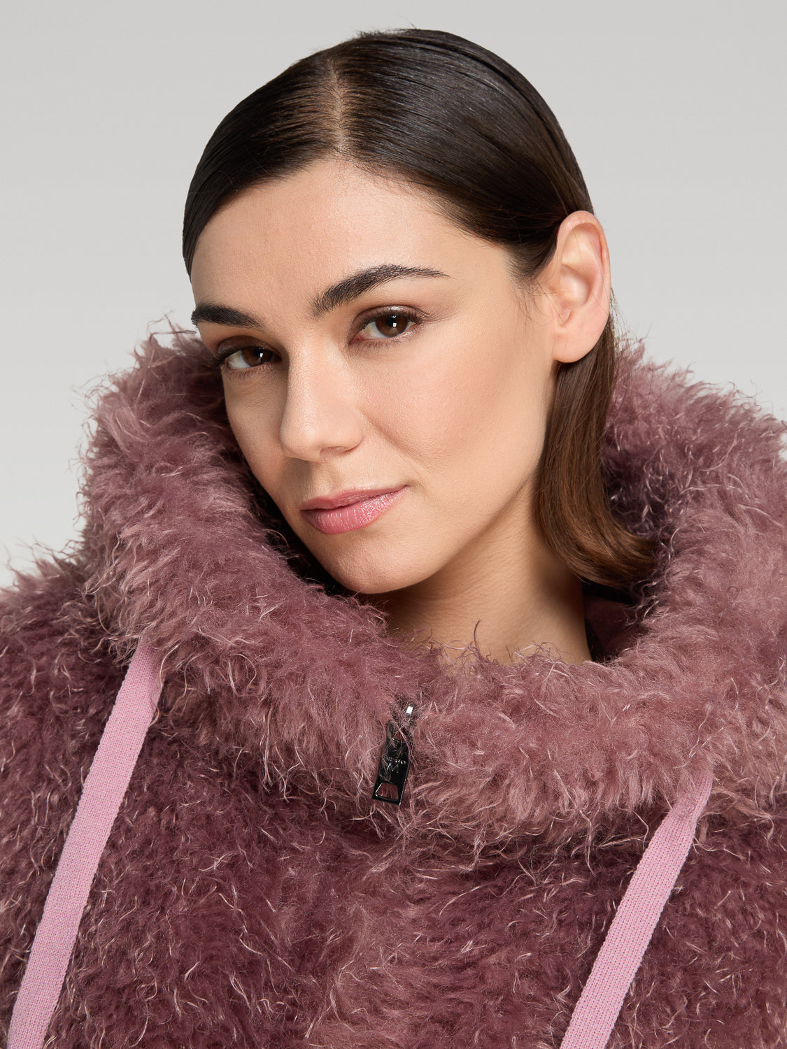 CAPPOTTINO REVERSIBILE IN FAUX CON CAPPUCCIO