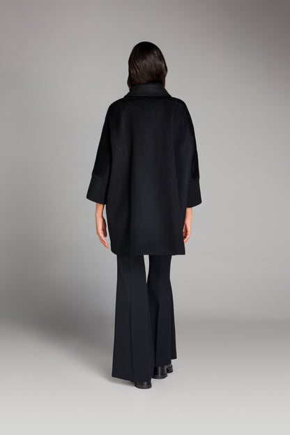 MANTELLA OVER