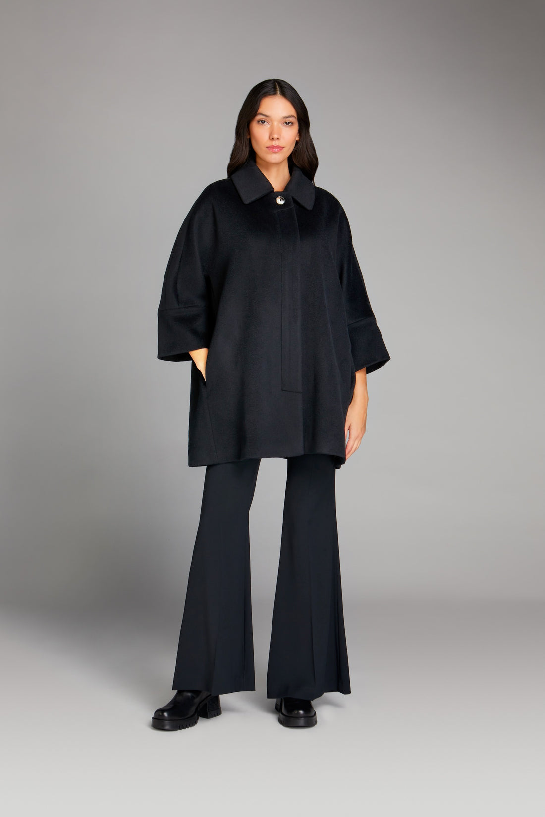 MANTELLA OVER